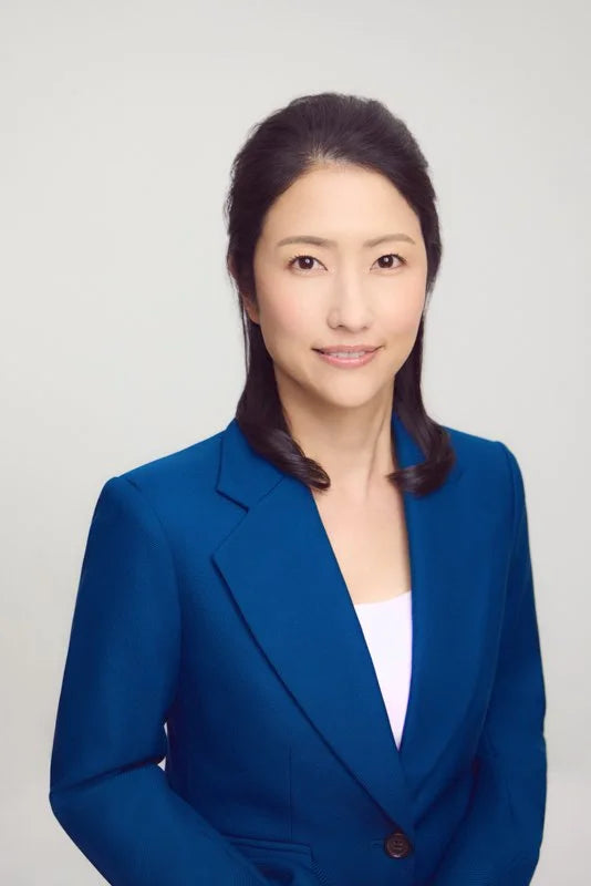 files/Headshots_Saho02378.webp